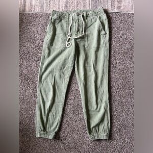 American Eagle Outfitters Green Jogger Pants